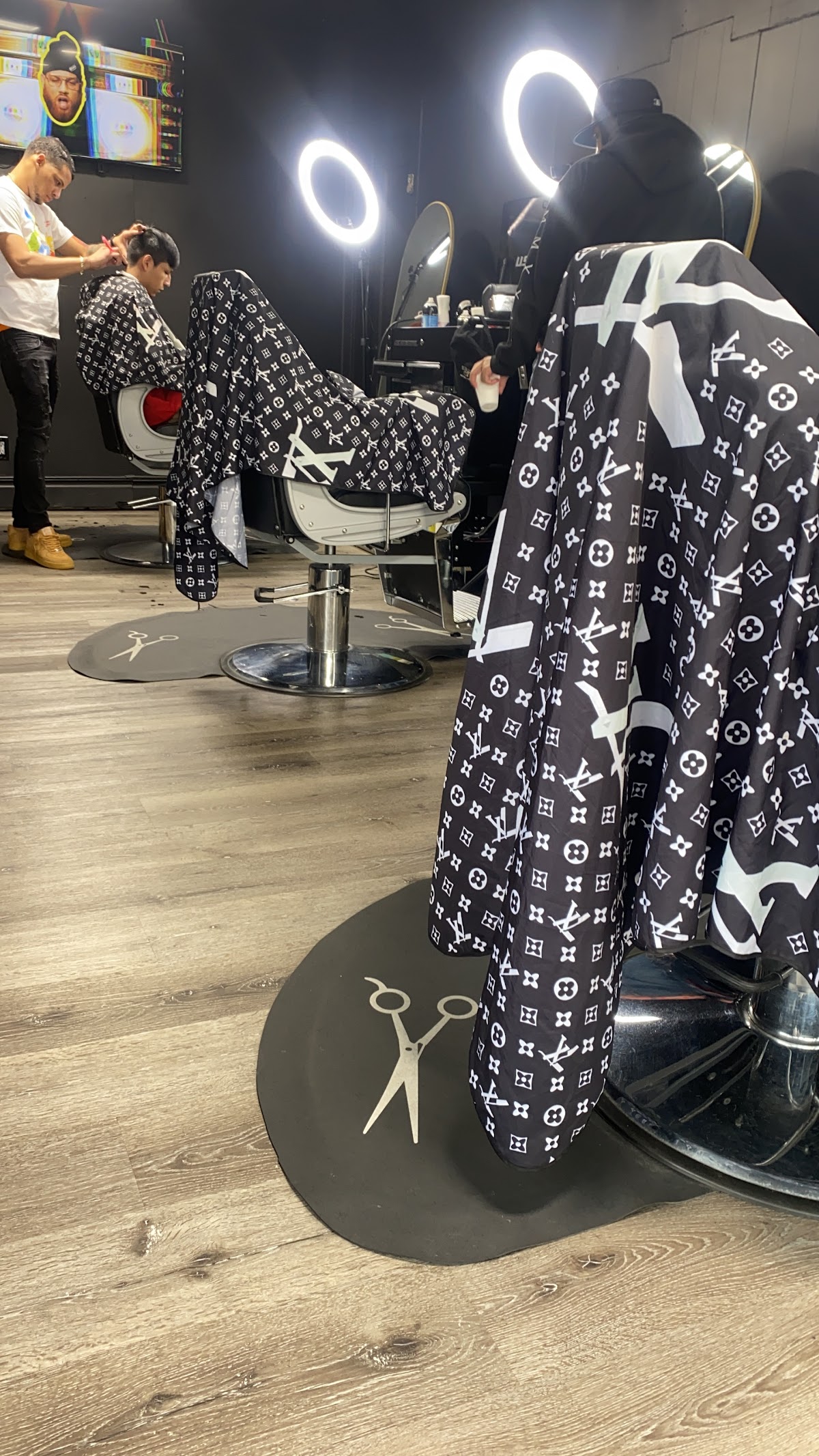 Avenue Barber Shop