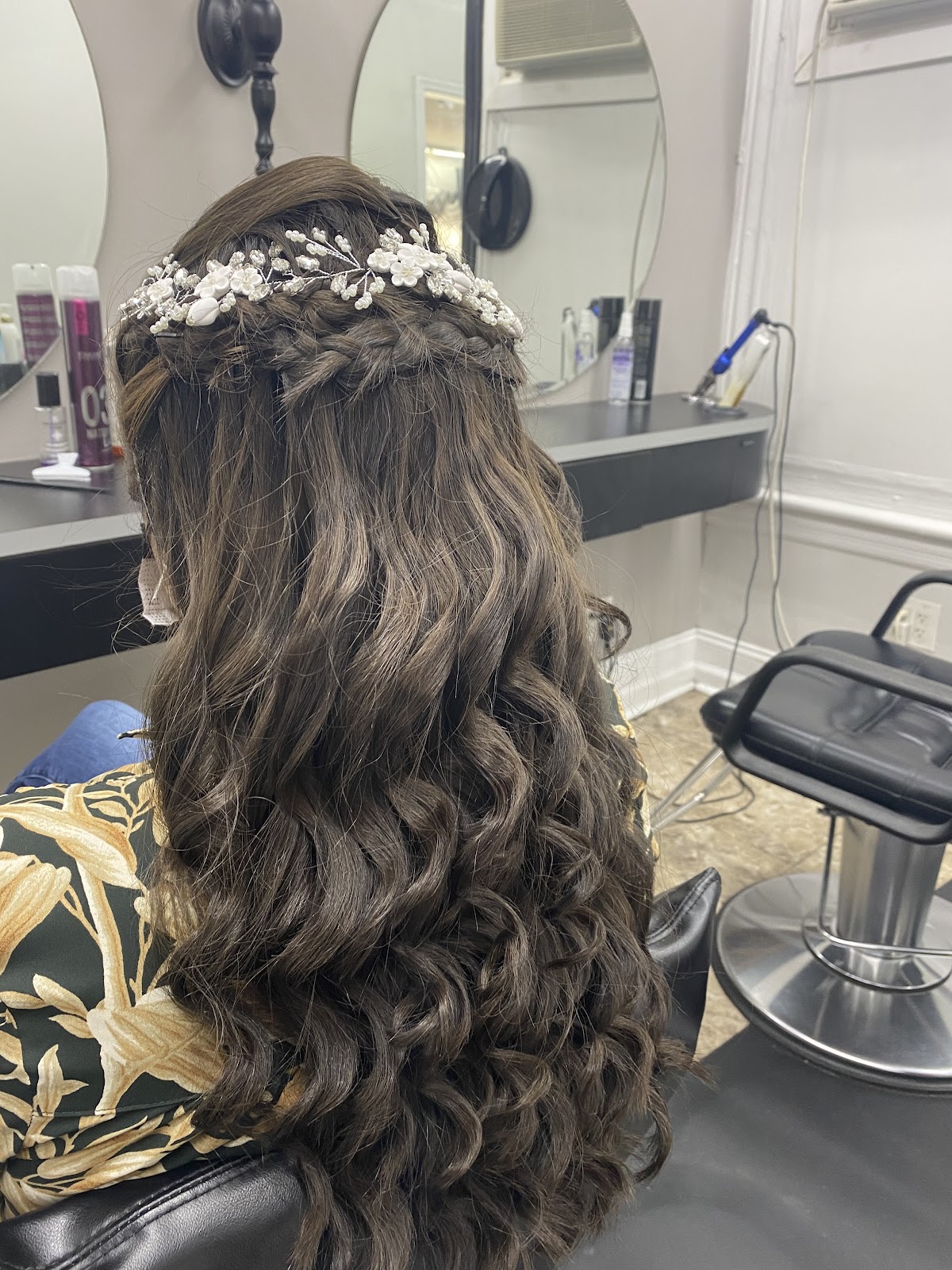 Genesis Beauty Parlor