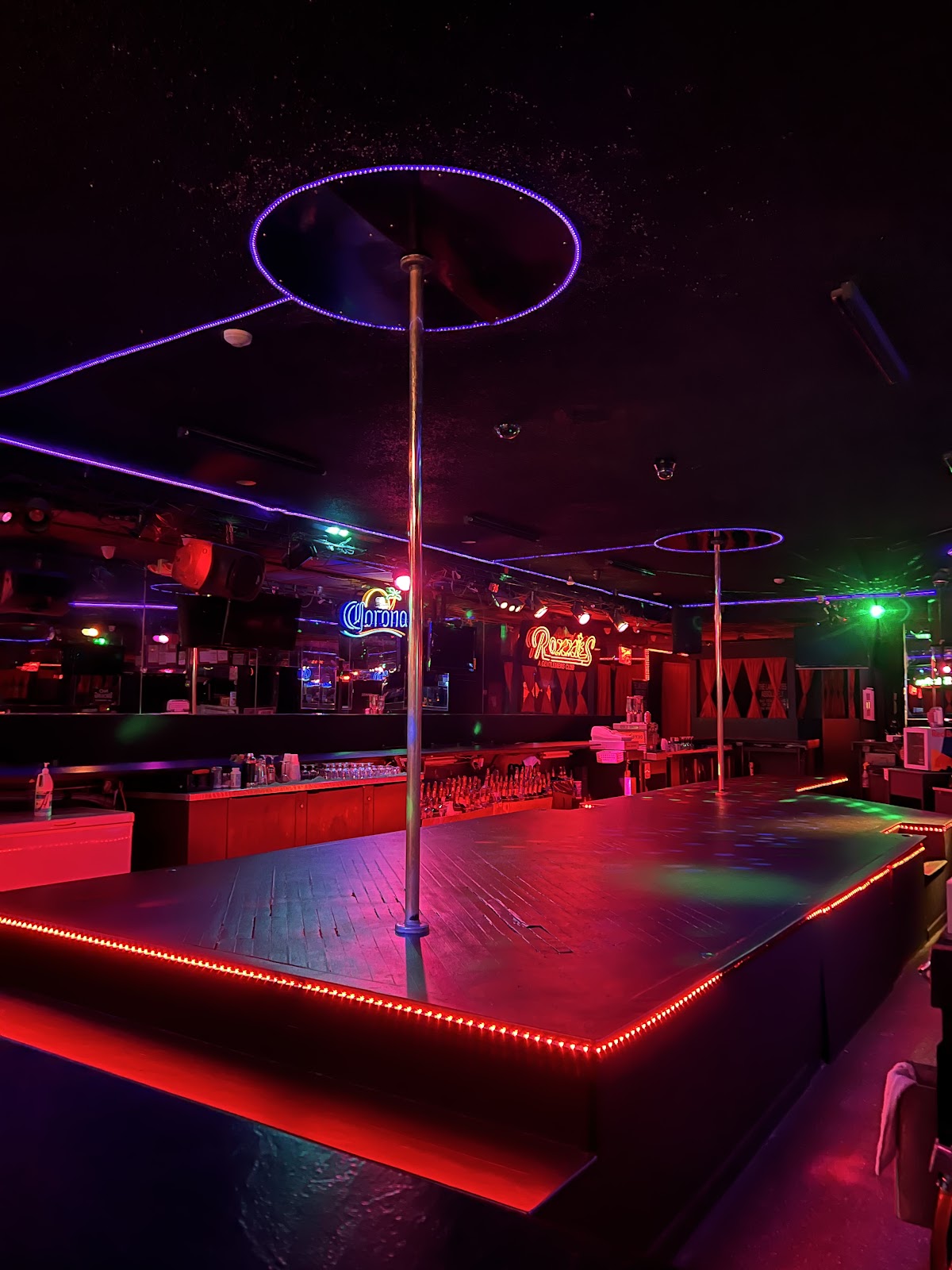 Roxxies Night Club
