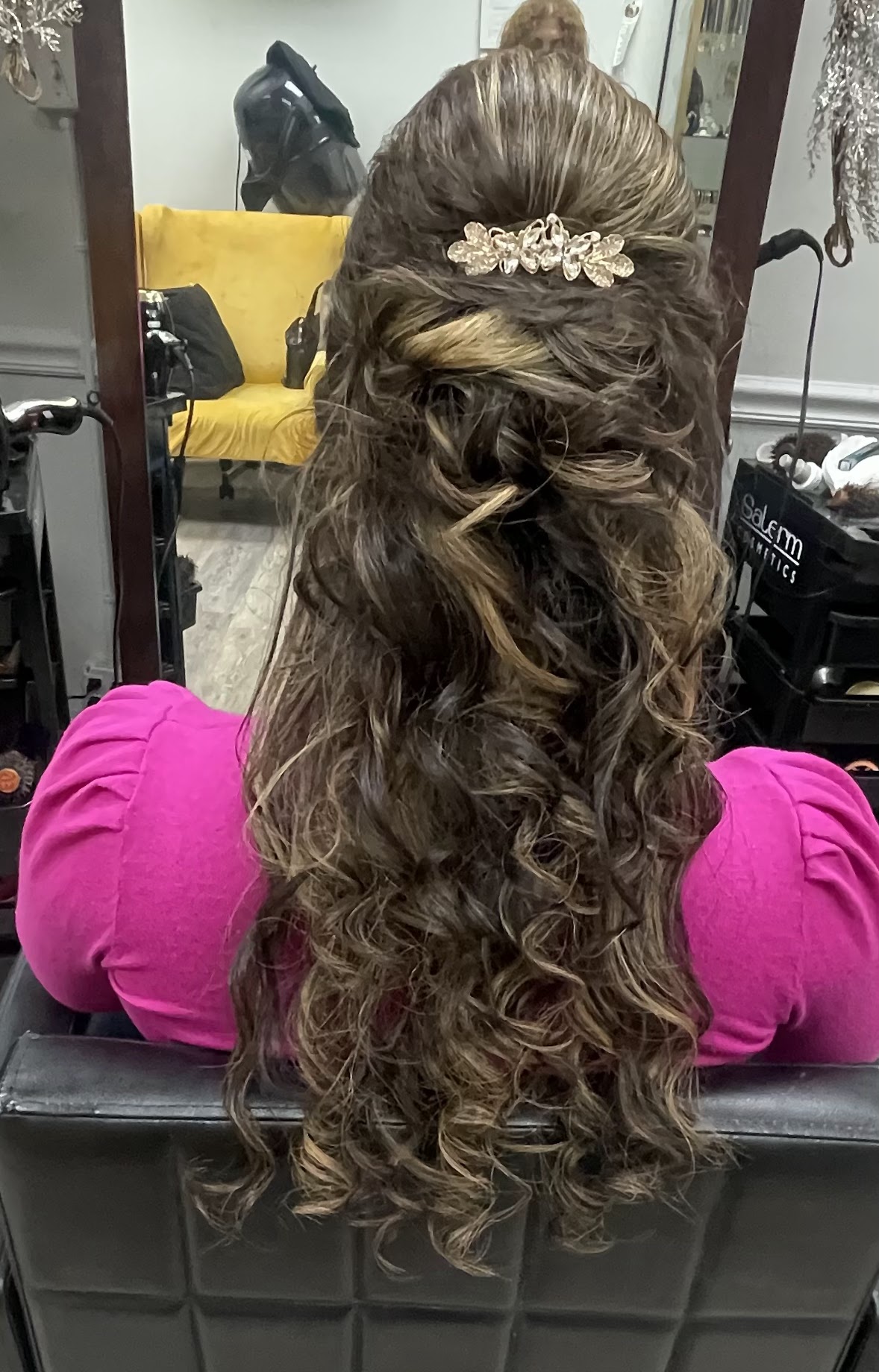 Glamour Beauty Salon